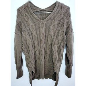 Thick Knit Olive Green Long Sleeved Sweater V Neck Small 3D Design